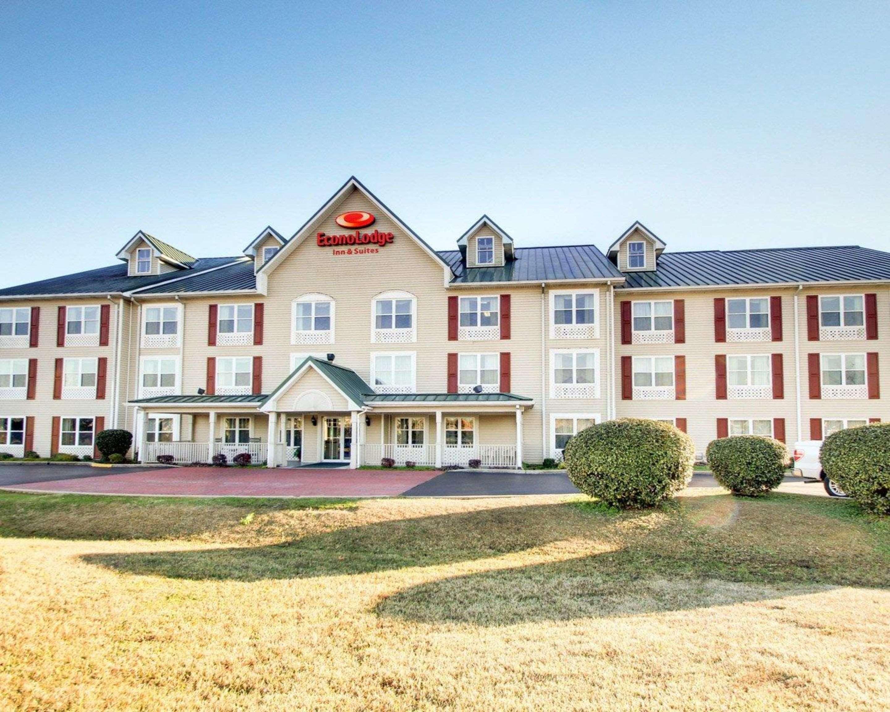 Econo Lodge Inn & Suites Флоувуд Экстерьер фото