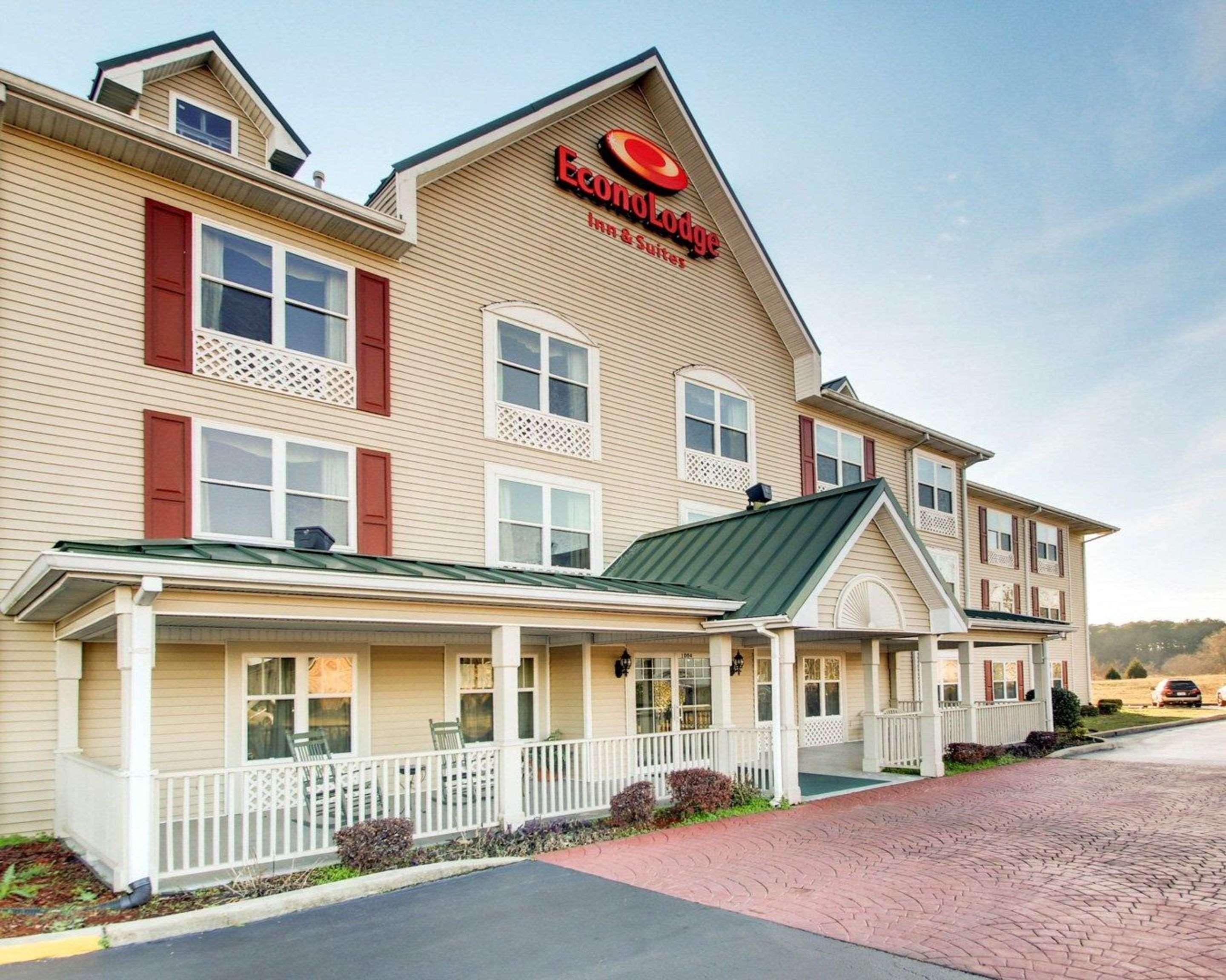 Econo Lodge Inn & Suites Флоувуд Экстерьер фото